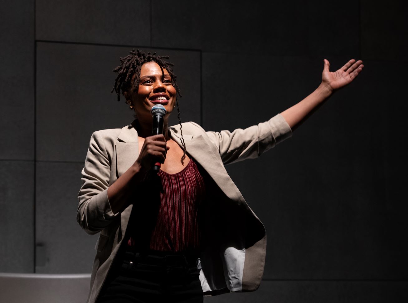 <p>Nikkole Salter (Leslie) in <em>A Jumping-Off Point</em>. Photo by Margot Schulman Photography. </p>